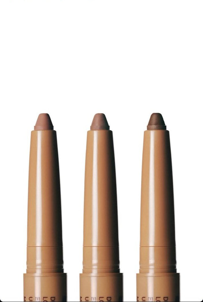 Rhode peptide lip shape